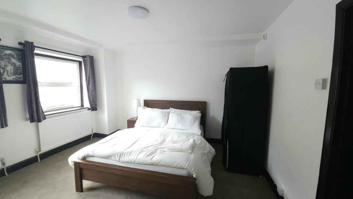 London Stockwell Station Apartment Szoba fotó