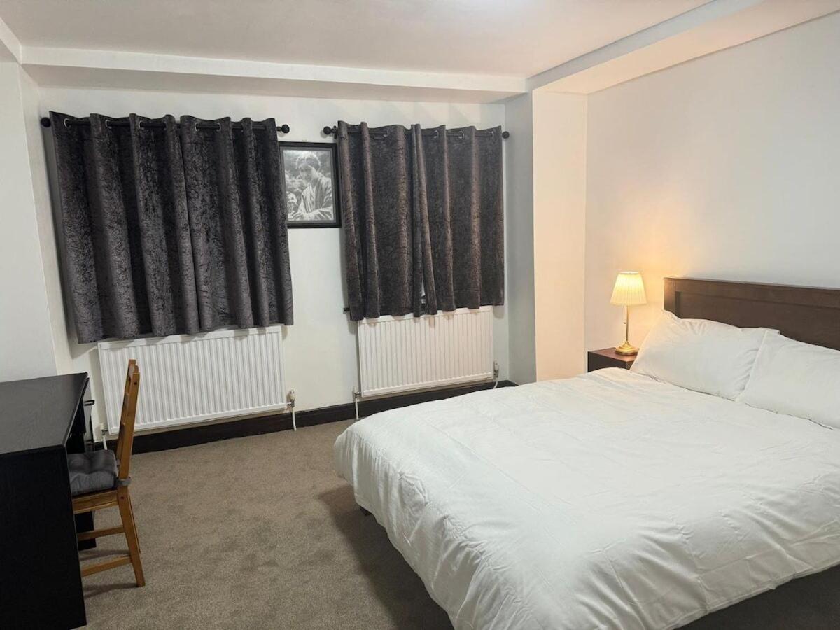 London Stockwell Station Apartment Szoba fotó